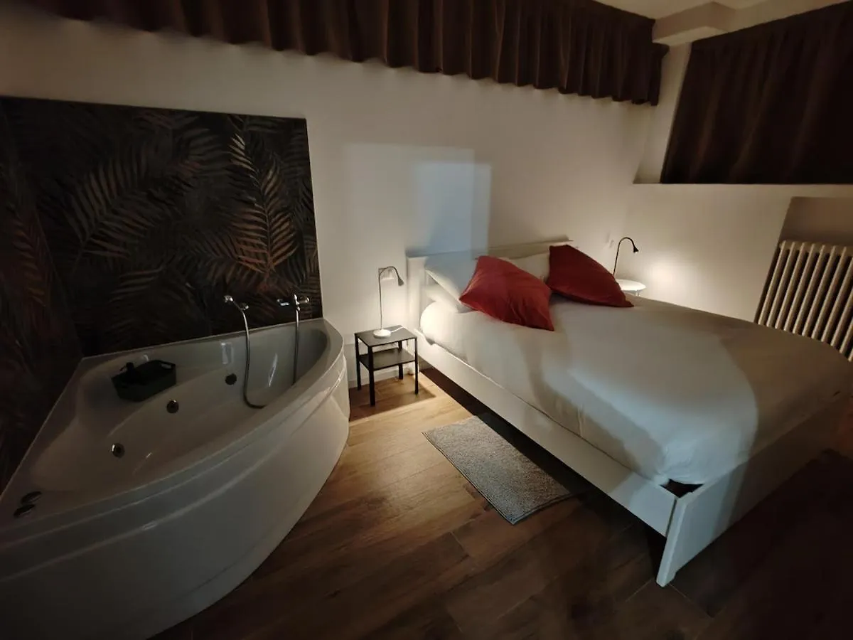 Verdi Milano 0*, Milan Italy