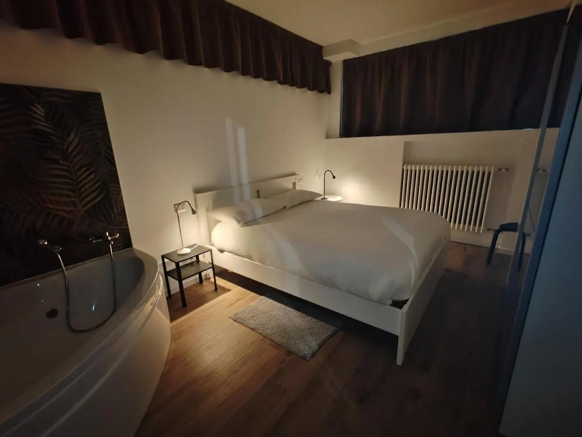 Verdi Milano 0*, Milan Italy